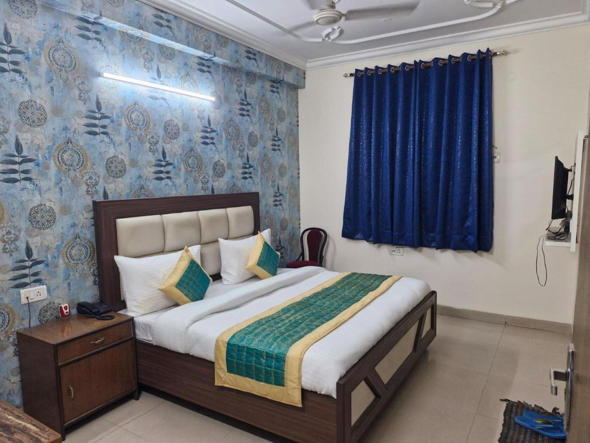 Airport Hotel Mayank Residency Ню Делхи Екстериор снимка