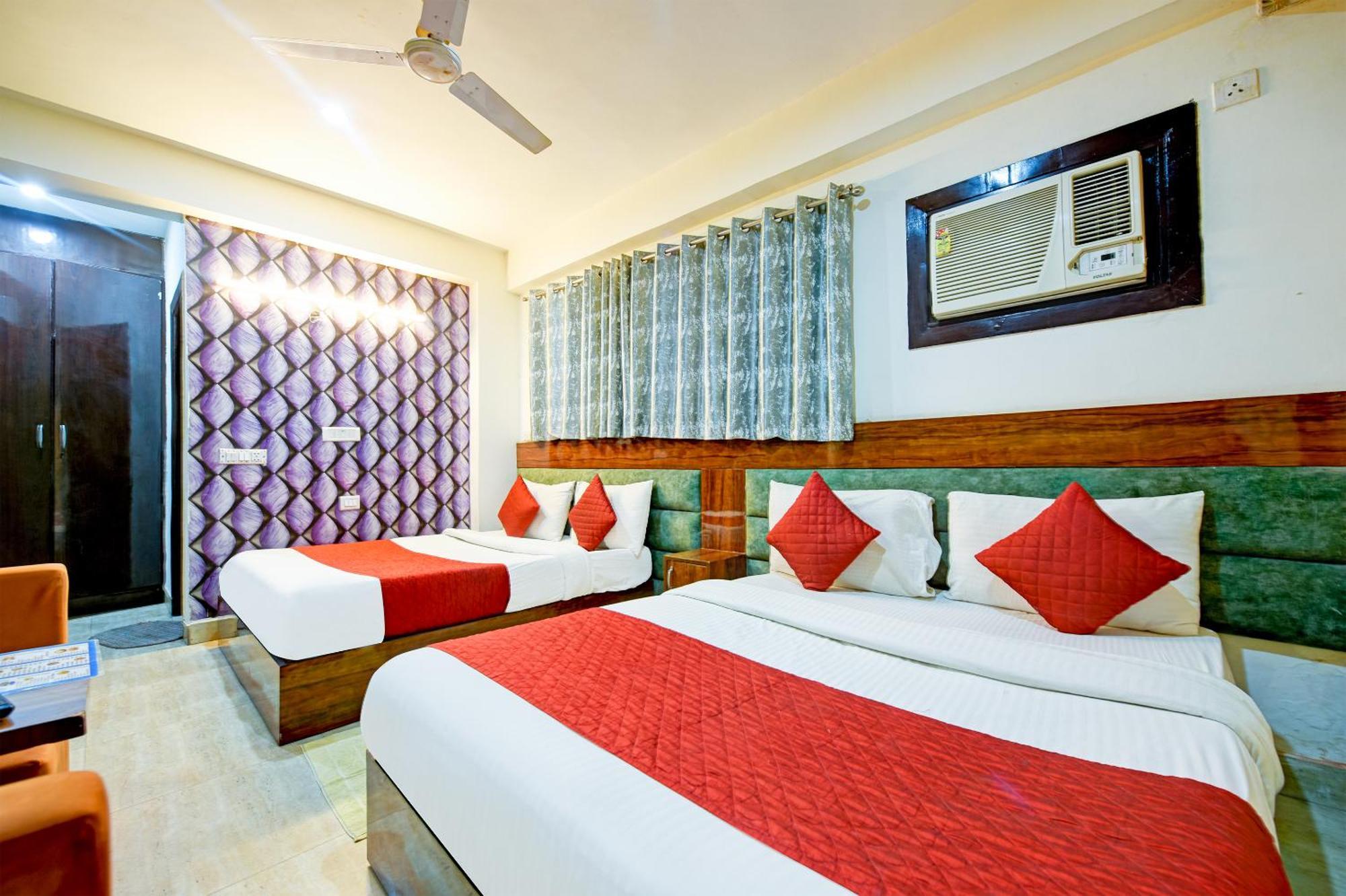 Airport Hotel Mayank Residency Ню Делхи Екстериор снимка